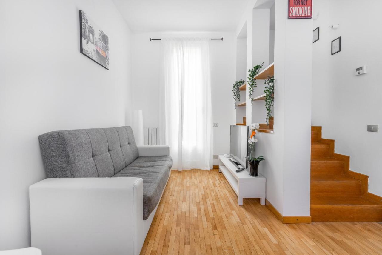 Duomo 7 Minuti Exclusive Apartment Vercelli Милан Экстерьер фото